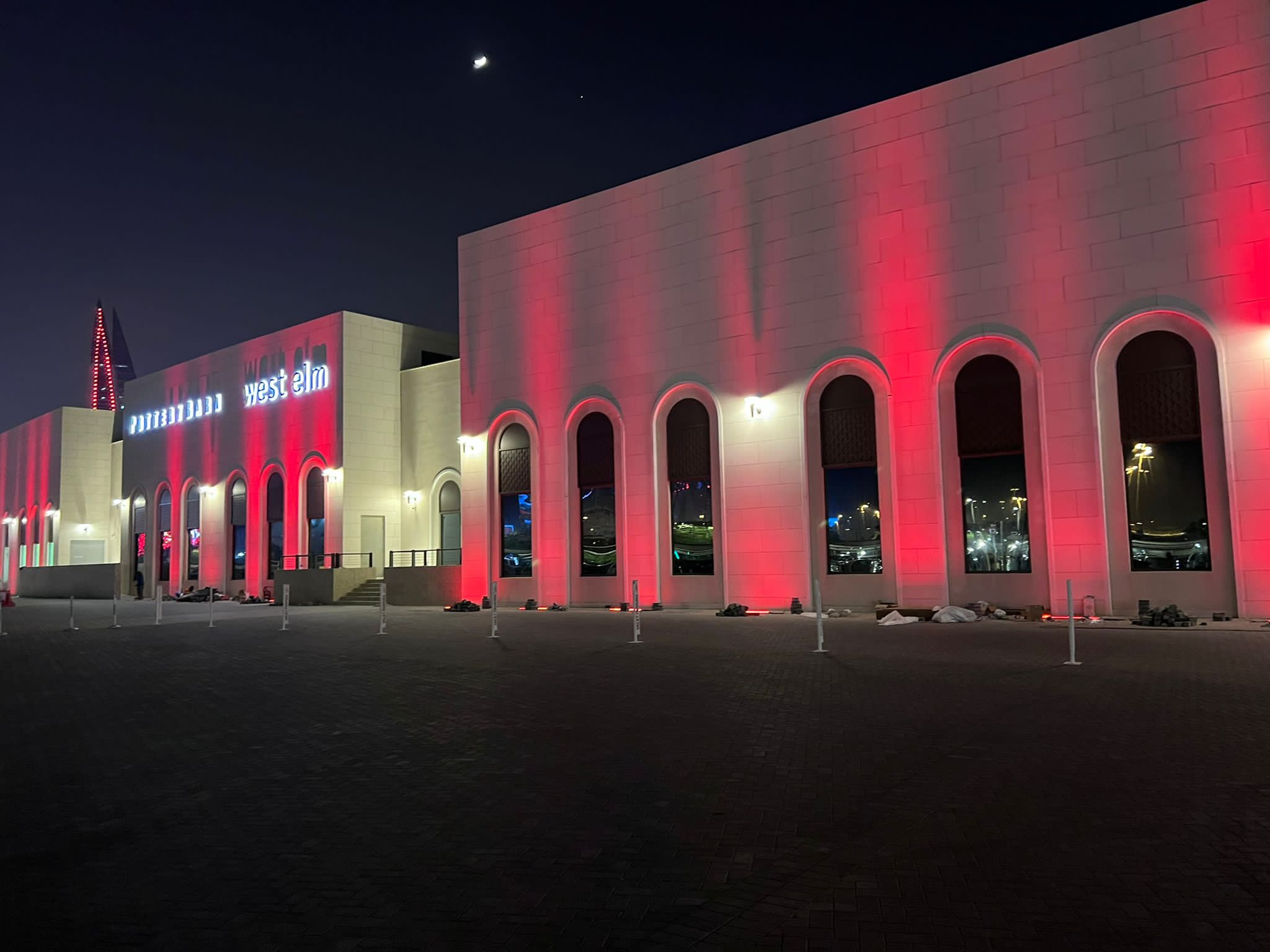 Avenues Bahrain Building Wash Lights 3