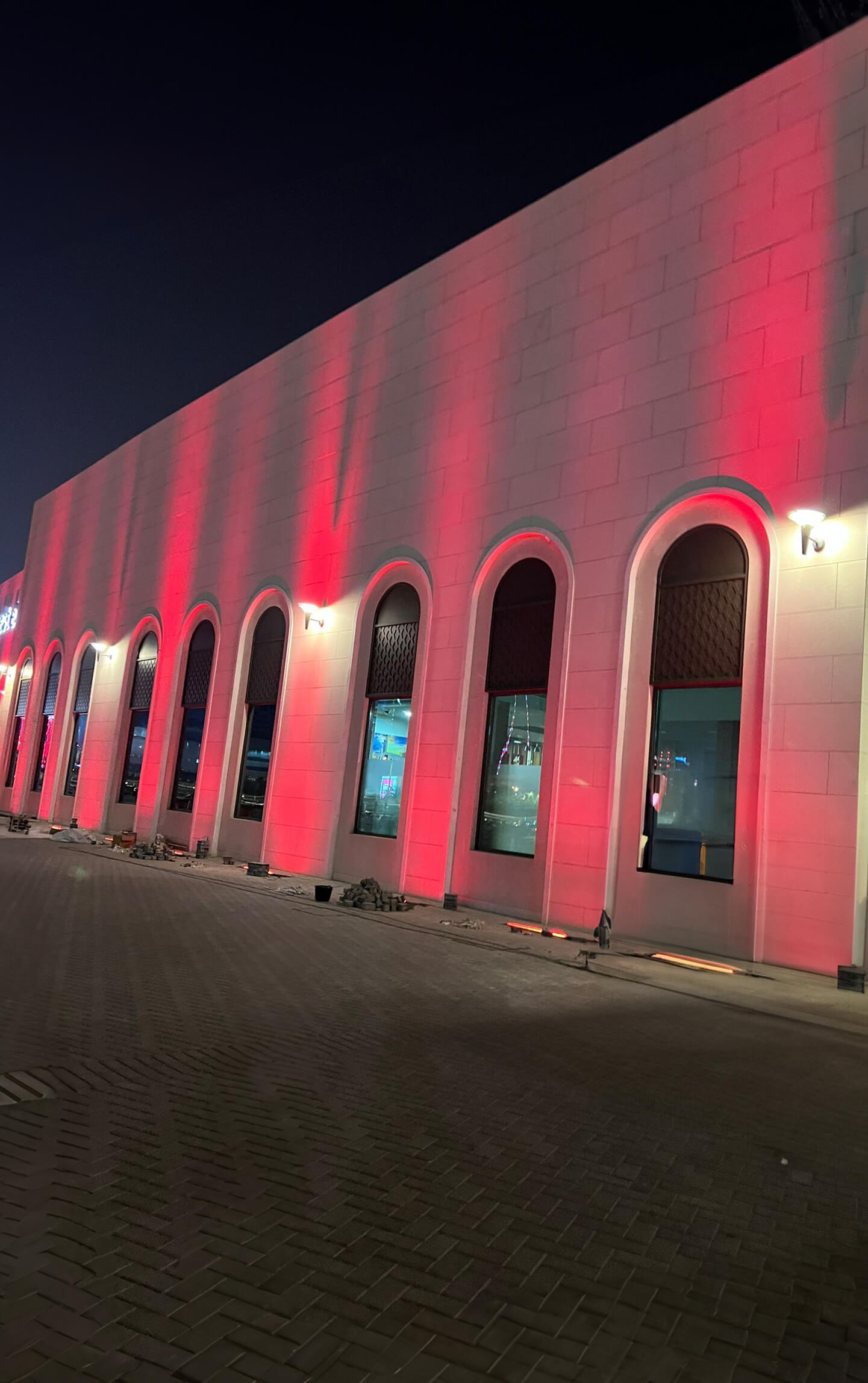 Avenues Bahrain Building Wash Lights 4